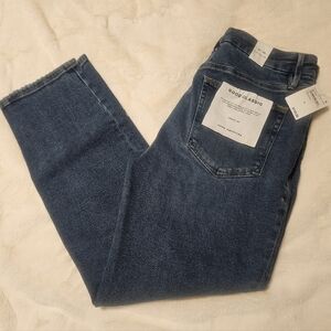 Good American Classic Jeans